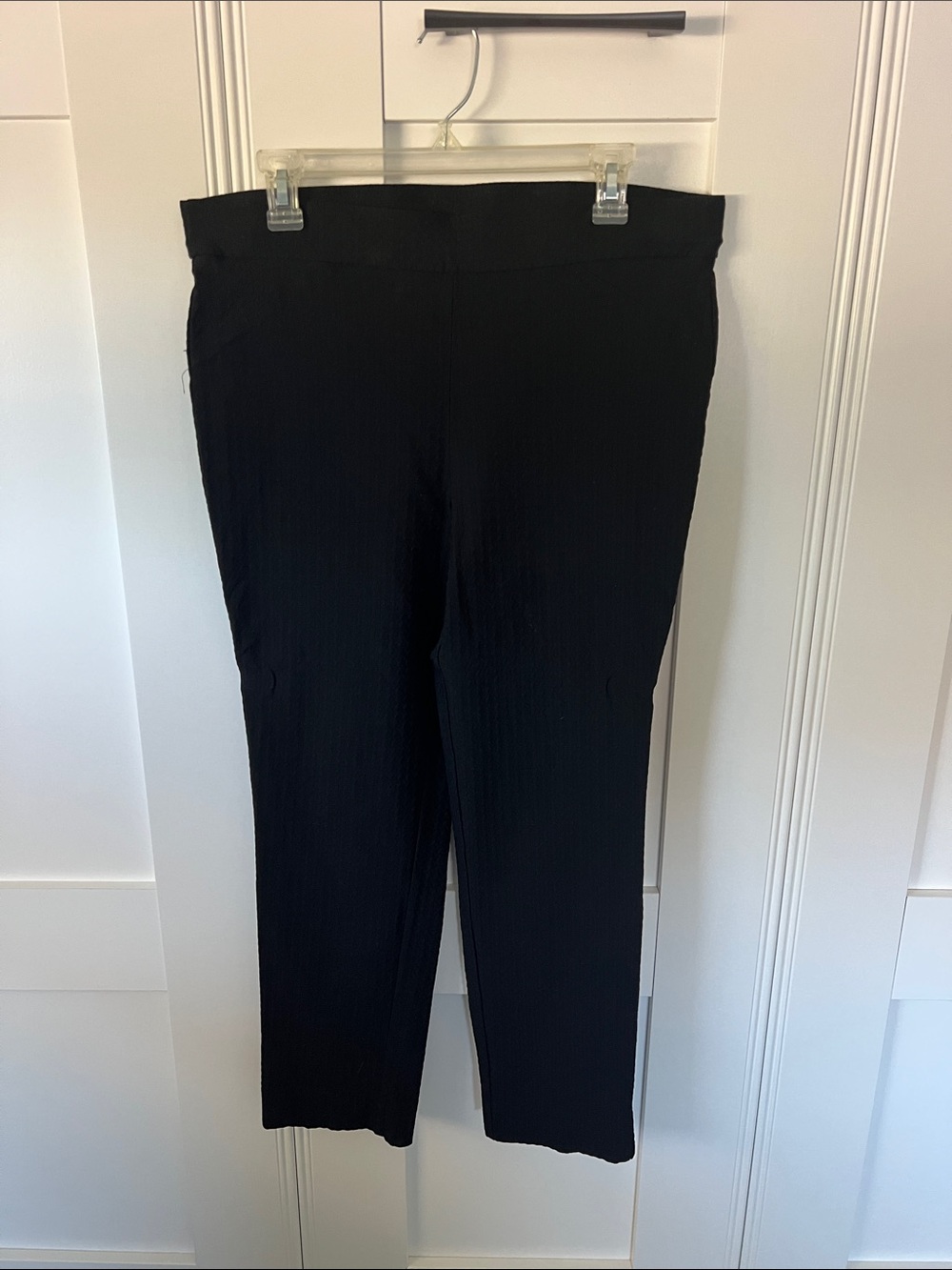 Anne Klein Black Cropped Slim Pants